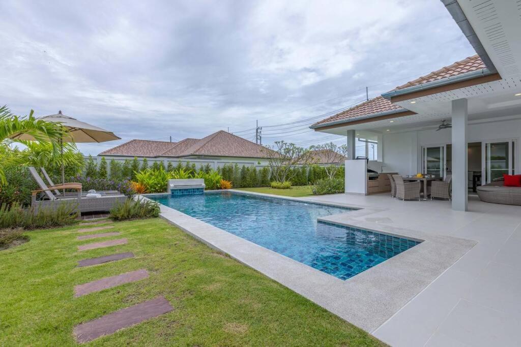 Private 3 Bedroom Pool Ms22 Casa de férias *